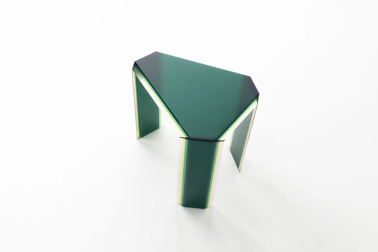 Bisel Glass Table