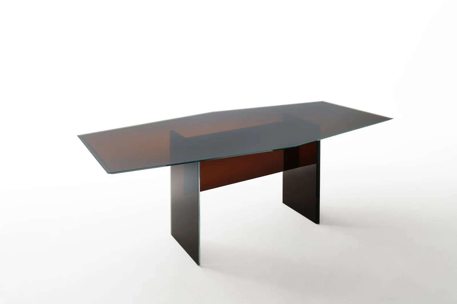 Bisel Glass Table