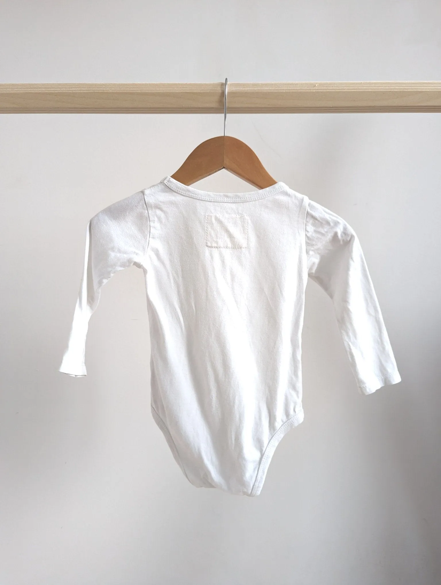 Mini Mioche Long Sleeve Onesie (6-12M) - PLAY Condition