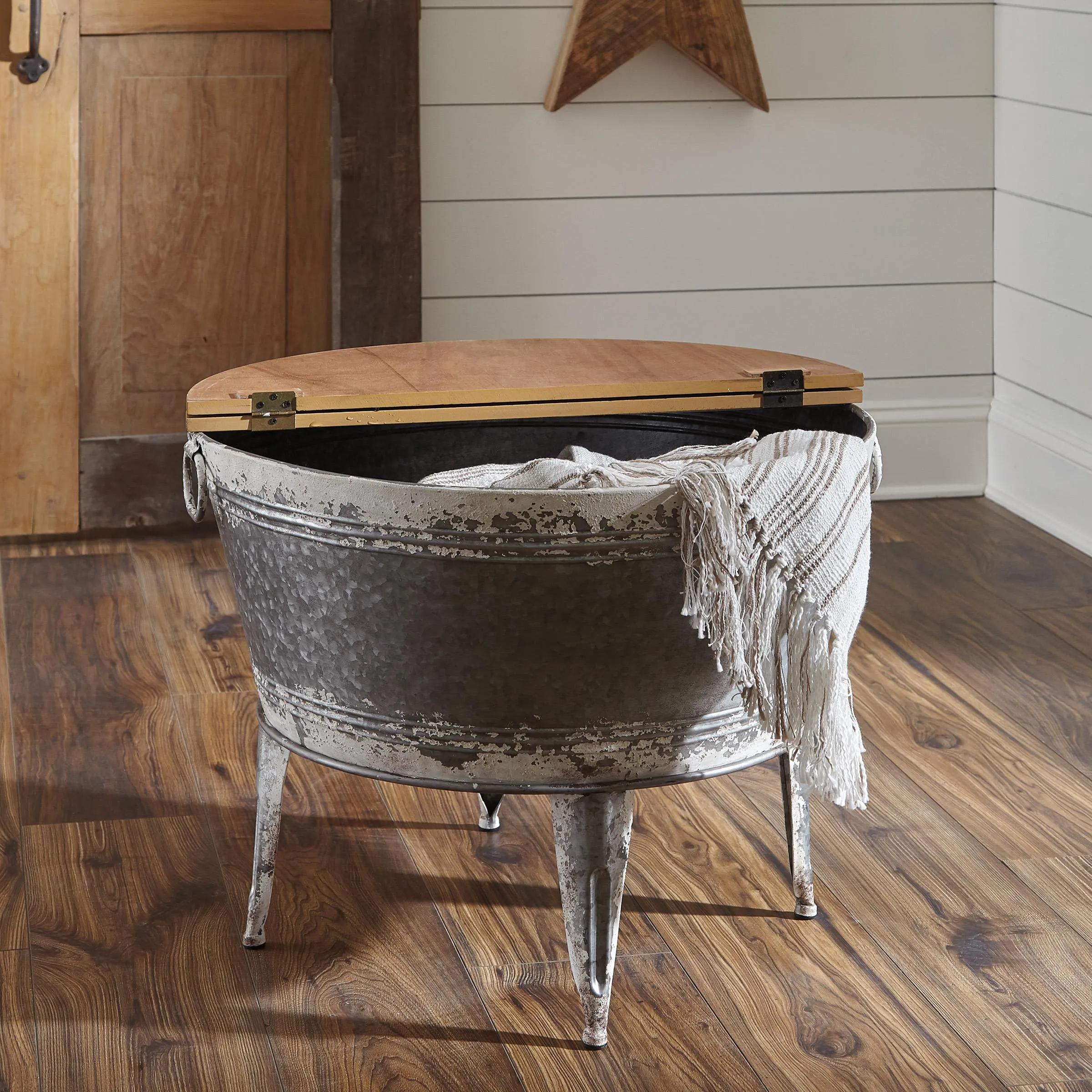 Signature Design by Ashley Shellmond Cocktail Table A4000209
