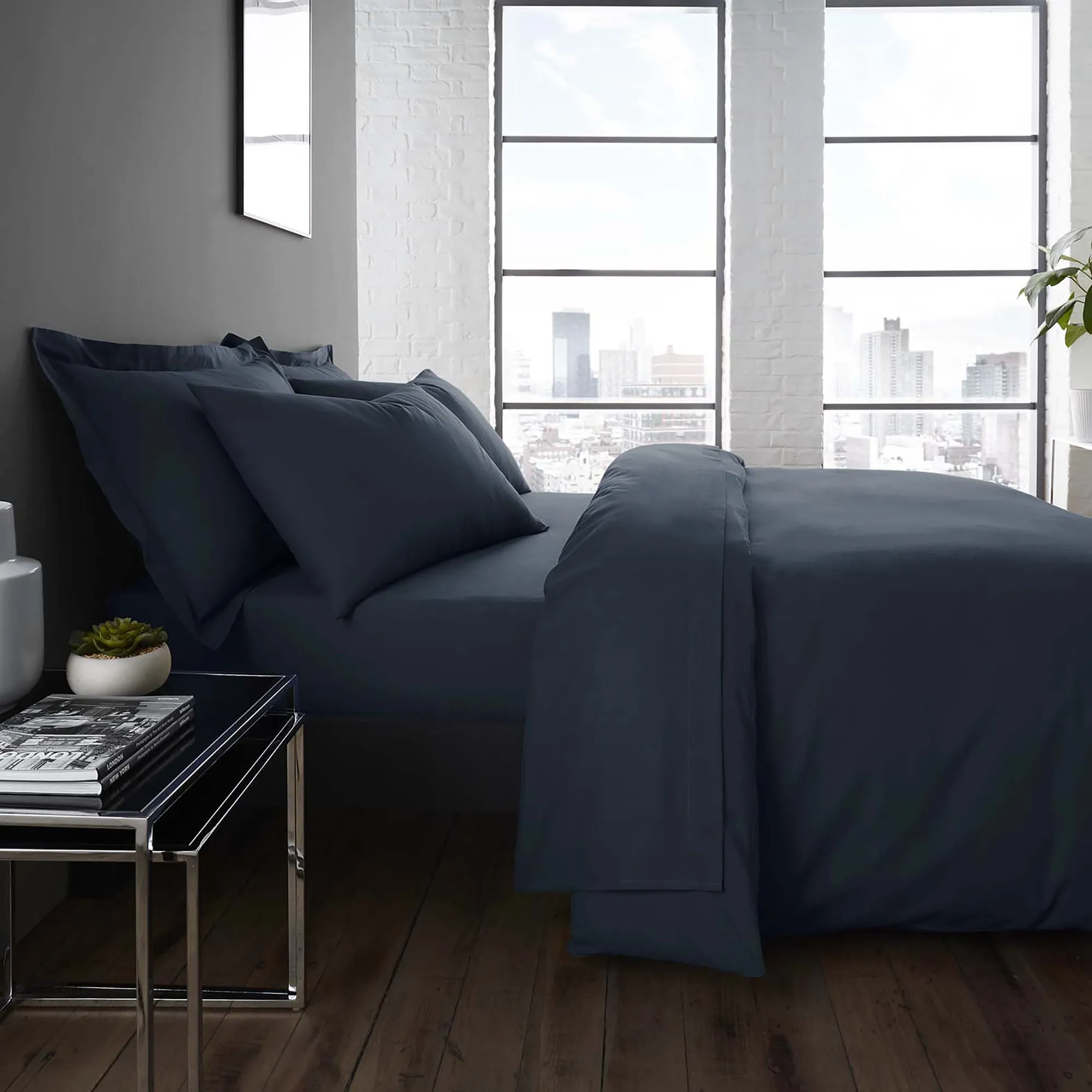 Soft touch microfibre 32cm Fitted Bed Sheet by Serene in Navy